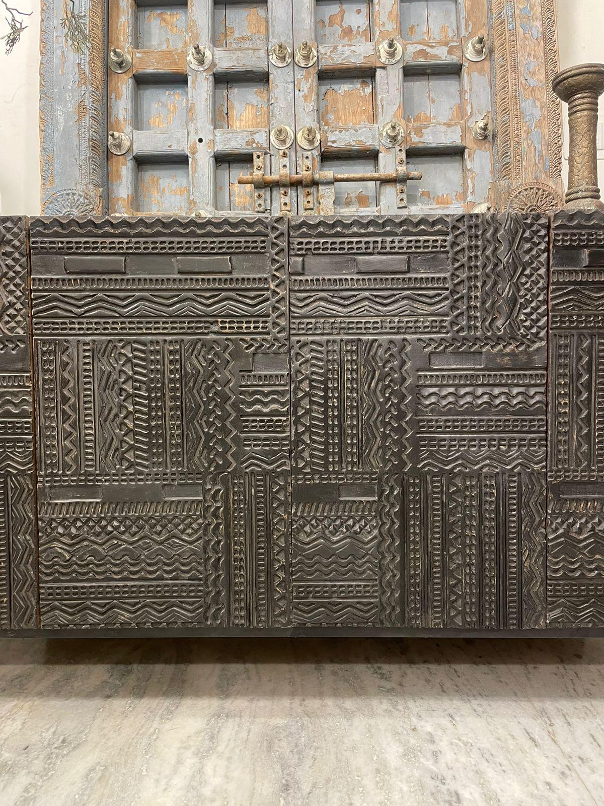 Modern Tabwa Carved Mango Wood Sideboard – Handcrafted Wooden Storage Cabinet with Intricate Geometric Detailing