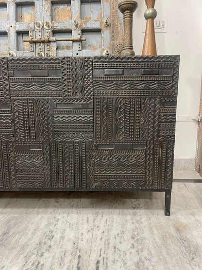 Modern Tabwa Carved Mango Wood Sideboard – Handcrafted Wooden Storage Cabinet with Intricate Geometric Detailing