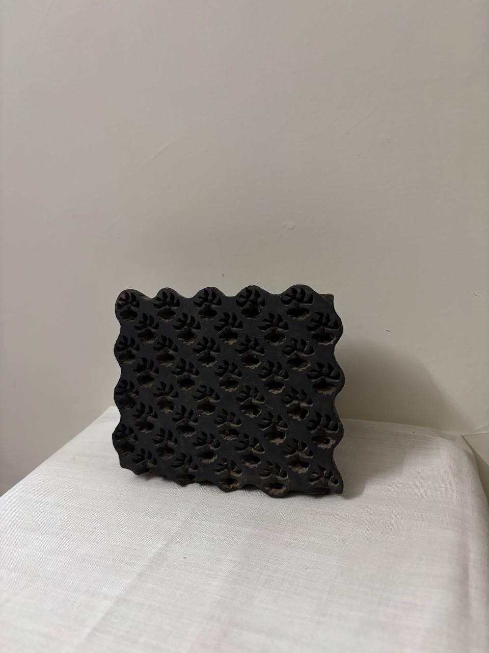 Antique Indian Wood Textile Block – Hand-Carved Mughal Pattern Stamp