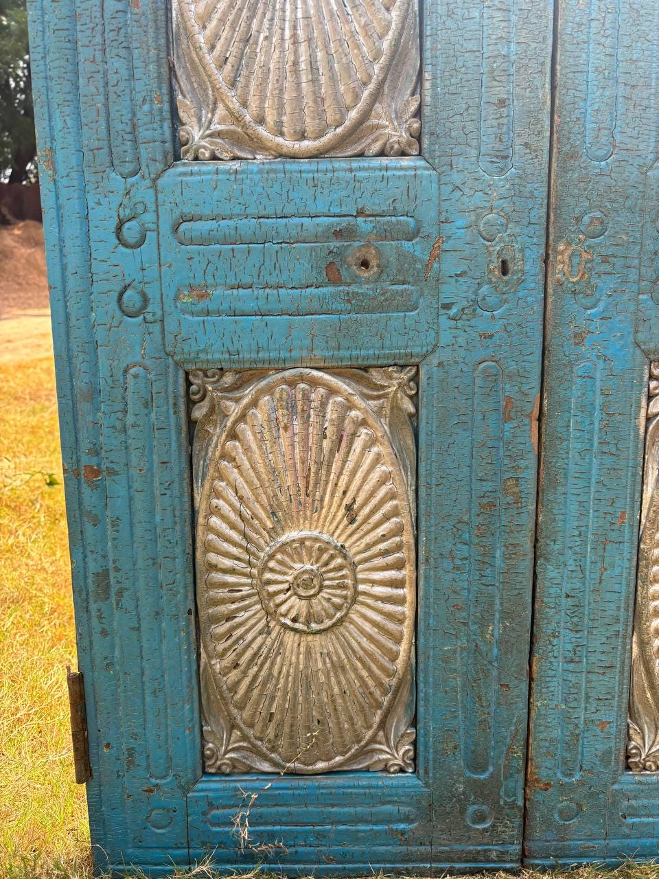 Handcrafted Wooden Sunburst Window – Rustic Farmhouse Wall Decor