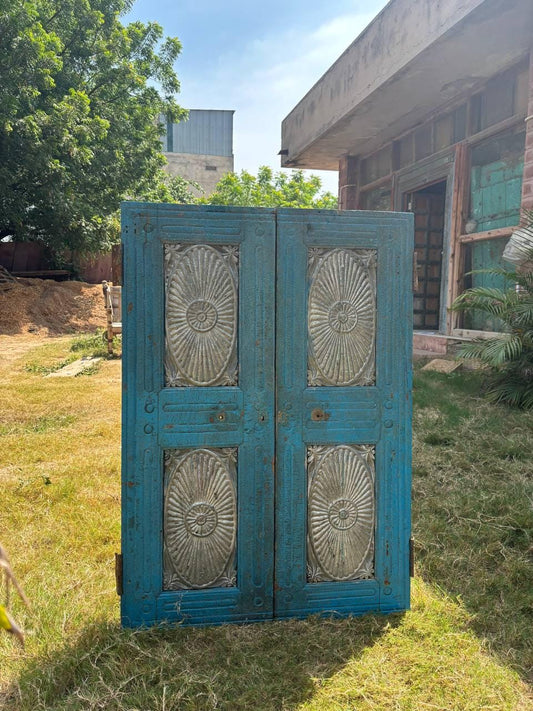 Handcrafted Wooden Sunburst Window – Rustic Farmhouse Wall Decor