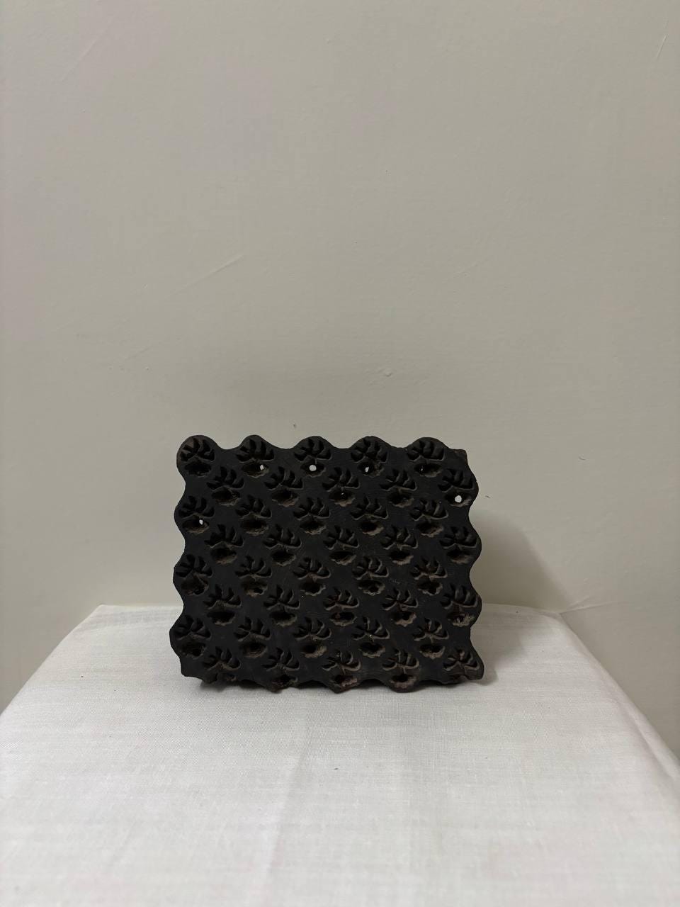 Antique Indian Wood Textile Block – Hand-Carved Mughal Pattern Stamp